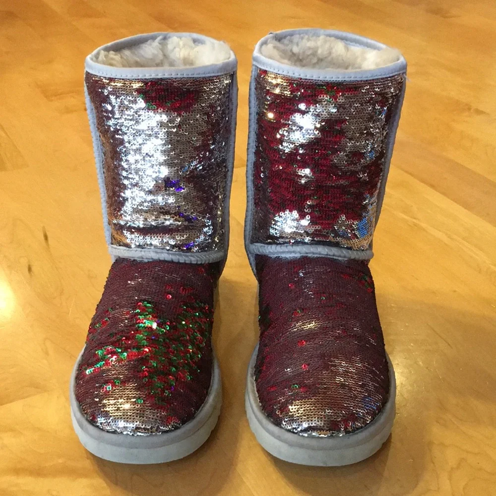 UGG | Short Boots With Flip Sequins & Genuine Sheepskin Lining